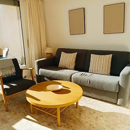 C12 Apartment